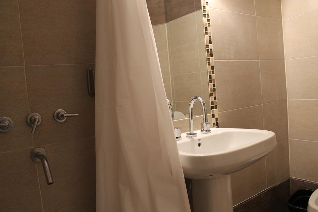 Hotel Rincon Vasco Mendoza Buitenkant foto