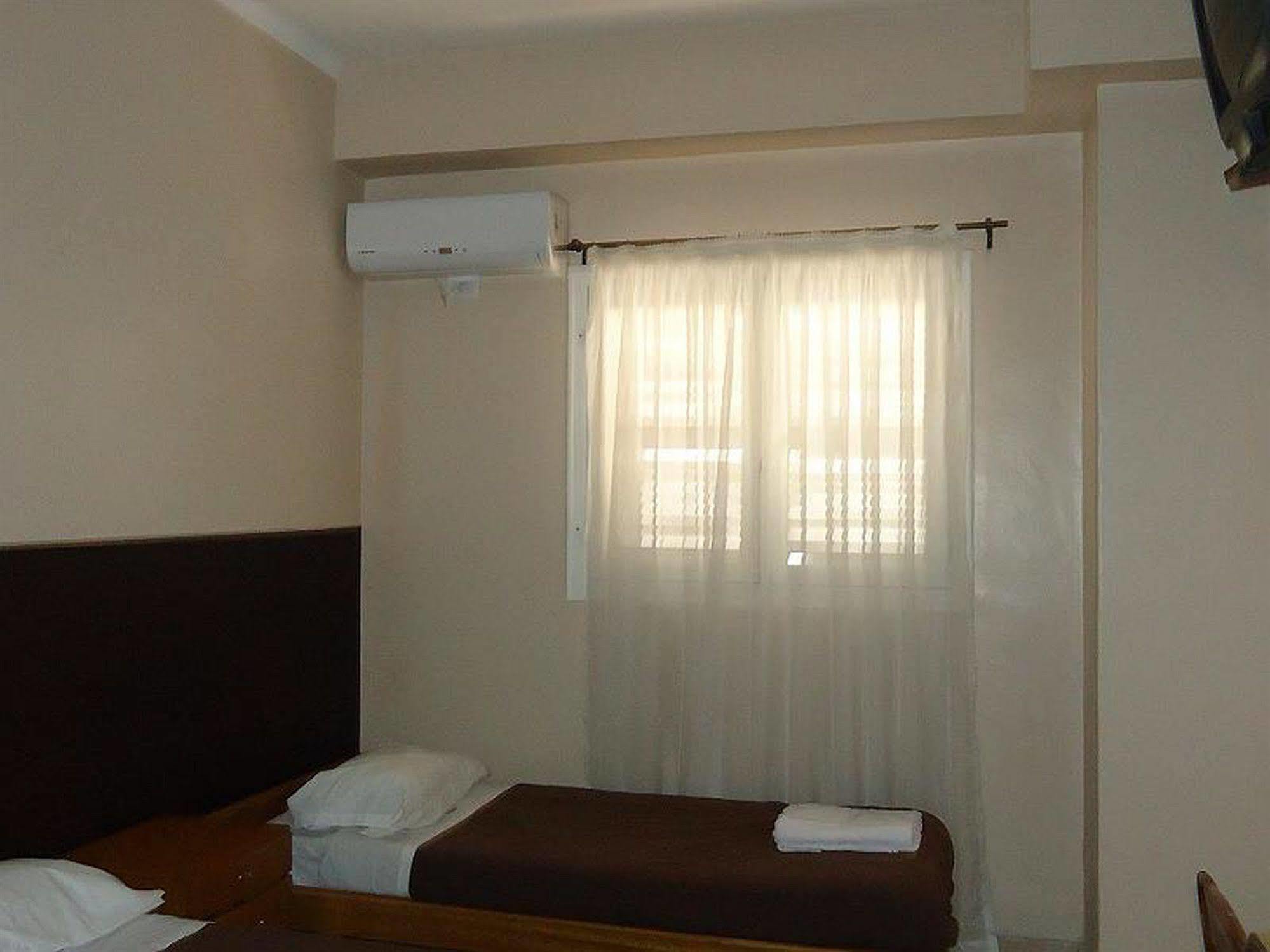 Hotel Rincon Vasco Mendoza Buitenkant foto