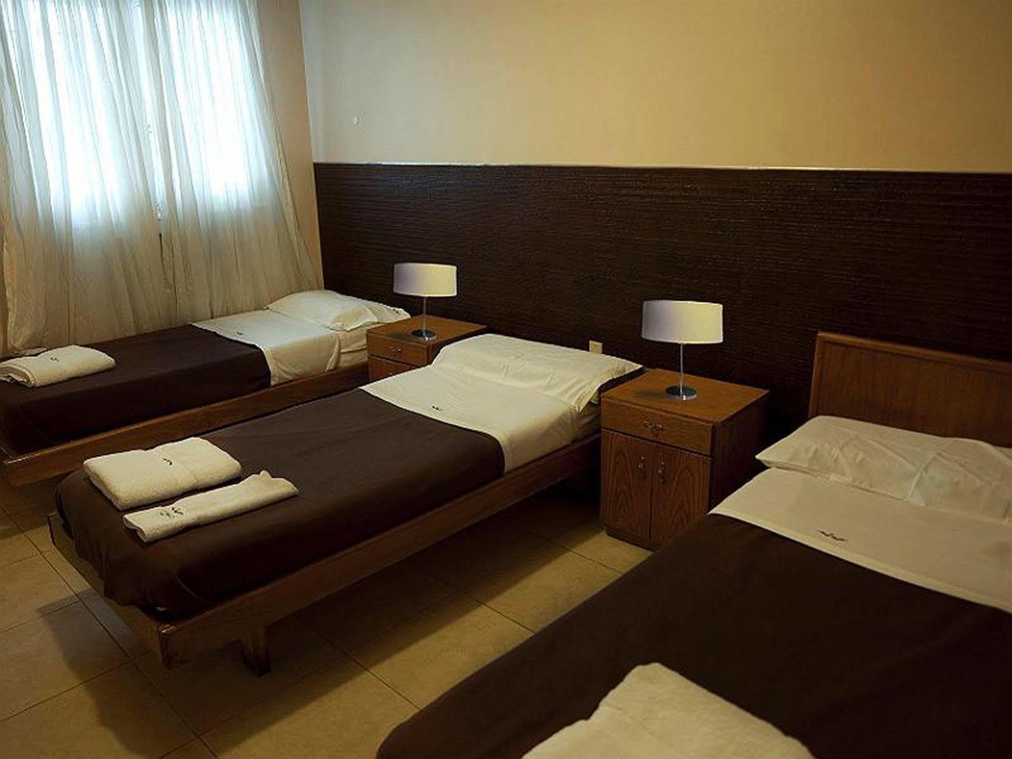 Hotel Rincon Vasco Mendoza Buitenkant foto